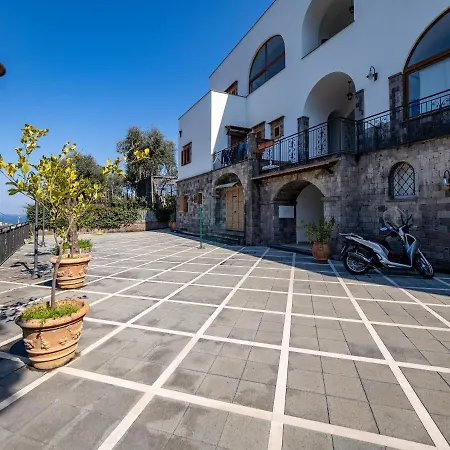 Apartment Palazzo Russo - De Vivo Realty Piano di Sorrento