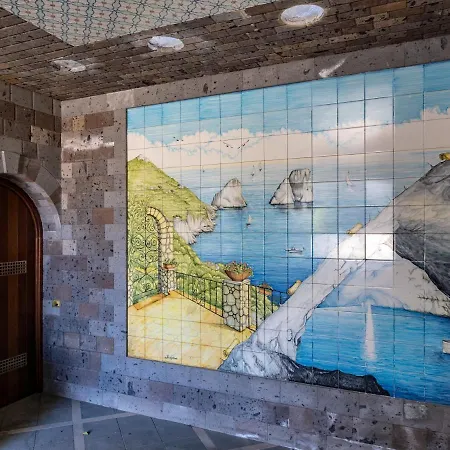 Apartment Palazzo Russo - De Vivo Realty *