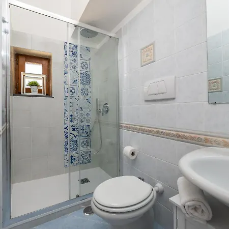Palazzo Russo - De Vivo Realty * Piano di Sorrento